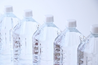 【保存版】「何をどれだけ」備える？わが家の備蓄リストと、場所を取らない「代用」の知恵