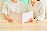 学校から持ち帰る「集合写真」どうしてる？無印良品で叶える、溜めない・迷わない写真整理術